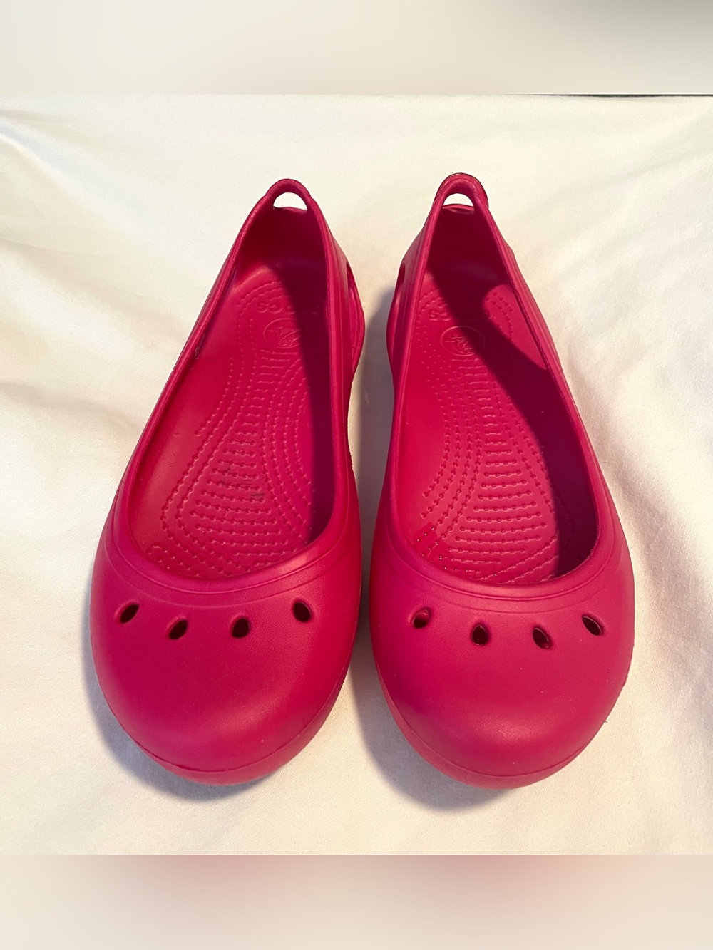 CROCS Kadee SlipOn Ballet Flats~Mary Janes - Hot Pink - Women Size 7 - Comfort